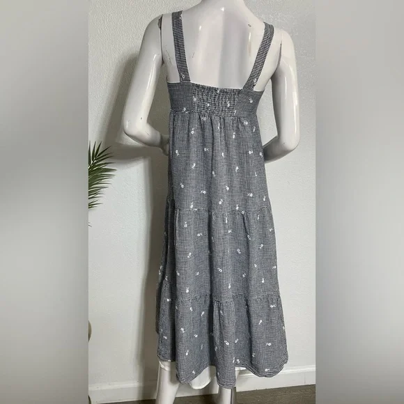 Madewell Gray Floral Tiered Midi Dress - Picture 10 of 14